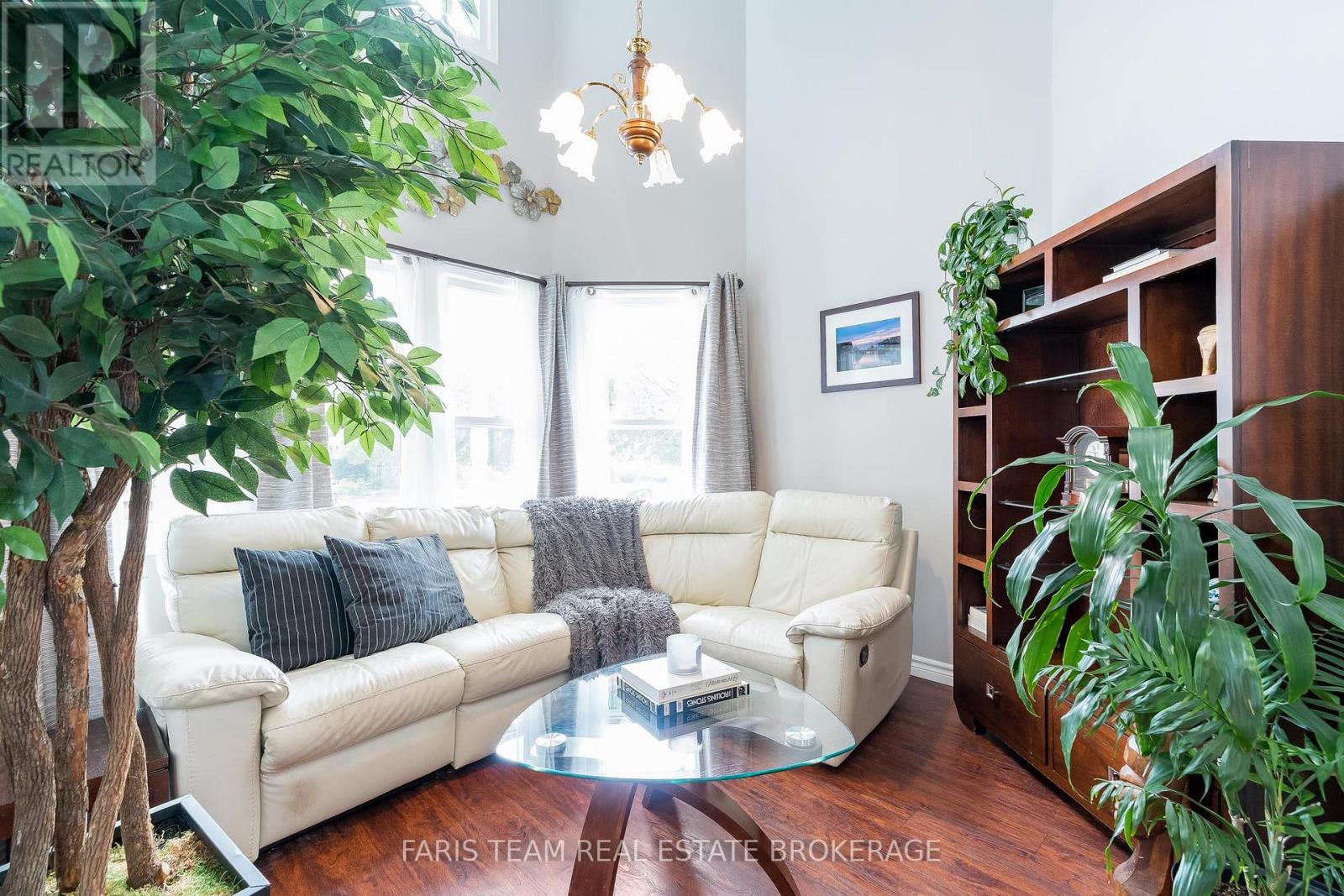 963 Linden Street, Innisfil, Ontario  L9S 1W6 - Photo 13 - N12471301