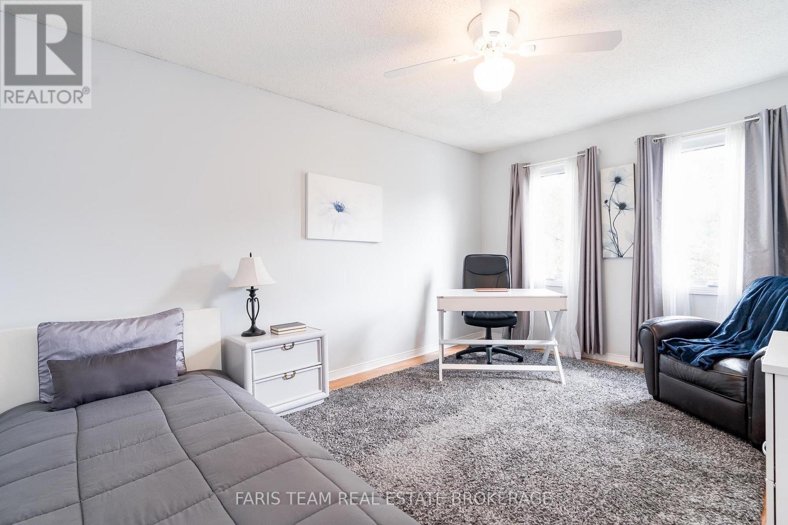 963 Linden Street, Innisfil, Ontario  L9S 1W6 - Photo 19 - N12471301