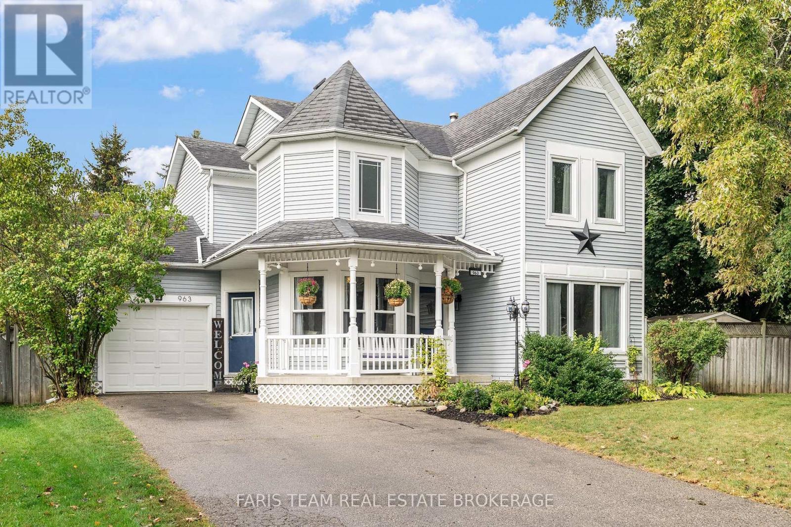 963 Linden Street, Innisfil, Ontario  L9S 1W6 - Photo 2 - N12471301