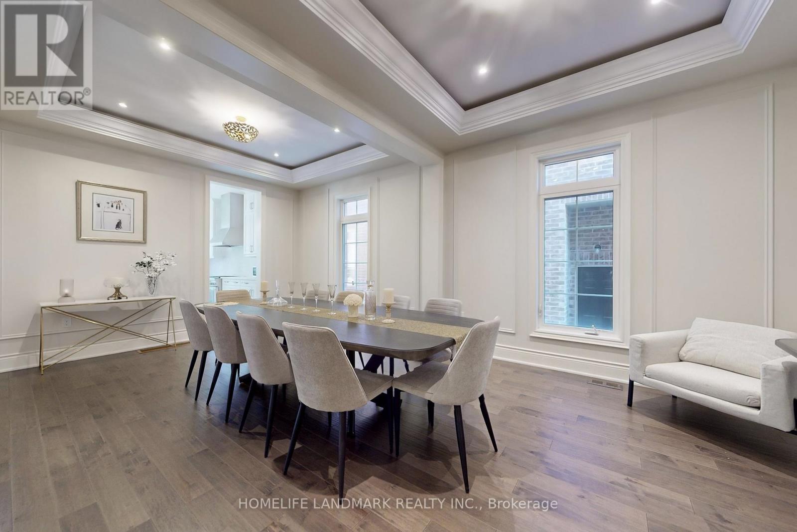213 Farrell Road, Vaughan, Ontario  L6A 4W6 - Photo 11 - N12471312