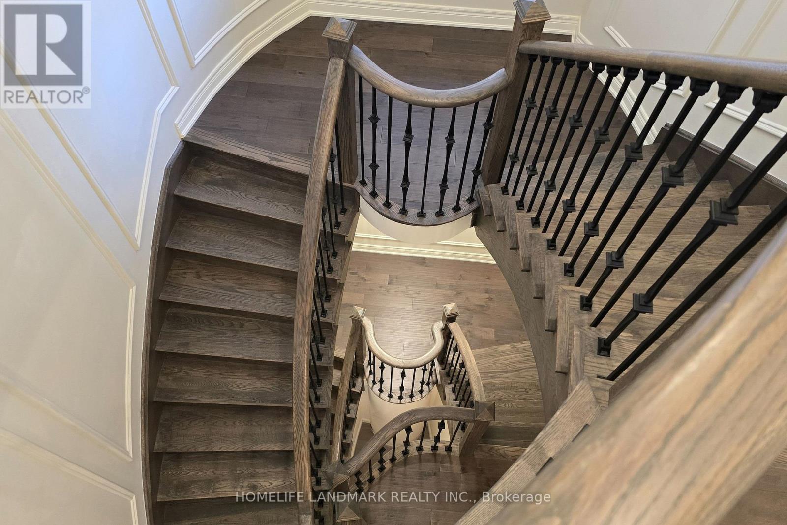 213 Farrell Road, Vaughan, Ontario  L6A 4W6 - Photo 37 - N12471312