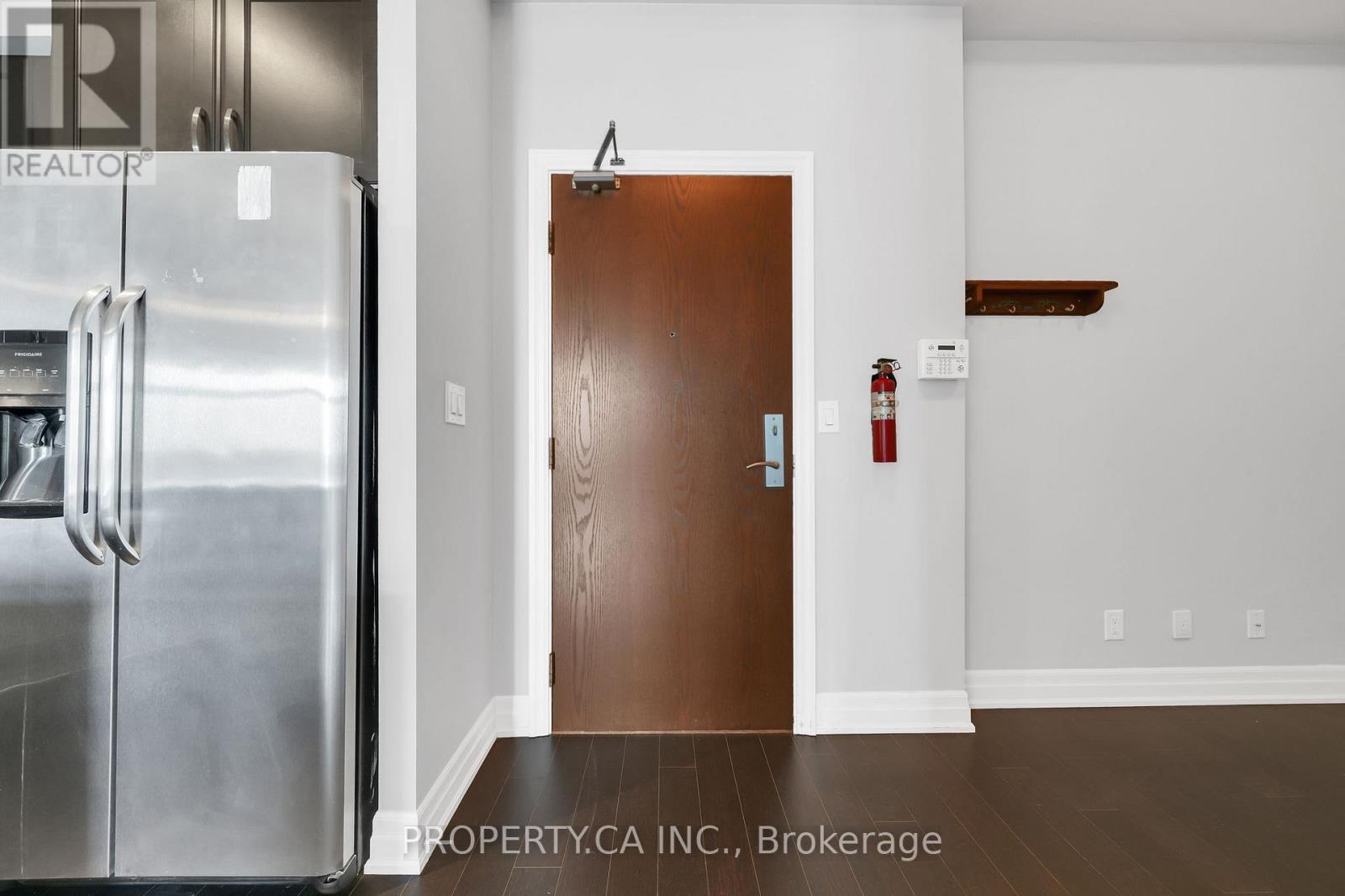 518 - 111 Civic Square Gate, Aurora, Ontario  L4G 0S6 - Photo 11 - N12471331