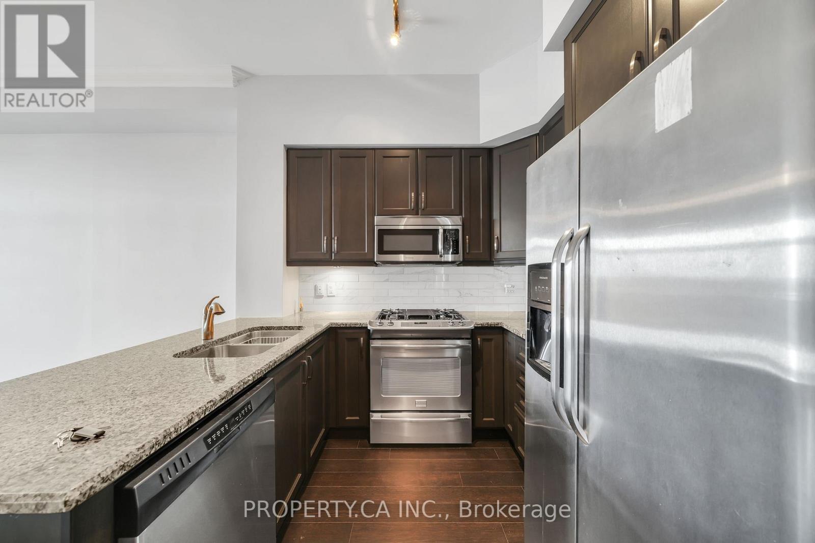 518 - 111 Civic Square Gate, Aurora, Ontario  L4G 0S6 - Photo 15 - N12471331