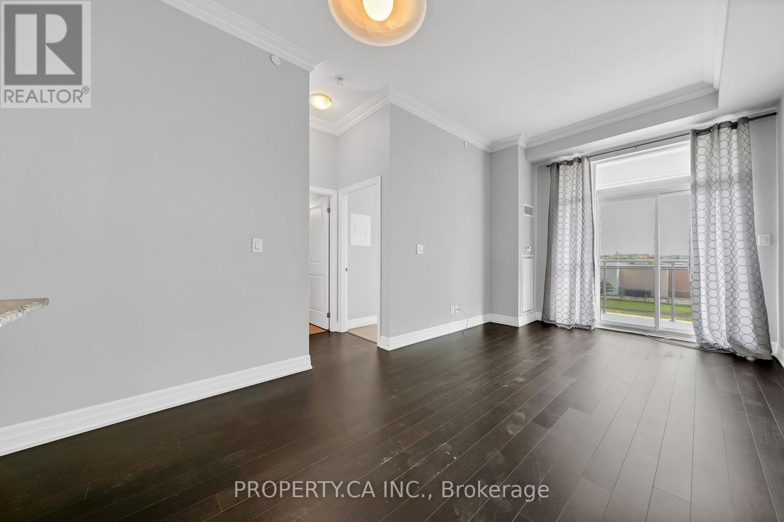 518 - 111 Civic Square Gate, Aurora, Ontario  L4G 0S6 - Photo 18 - N12471331
