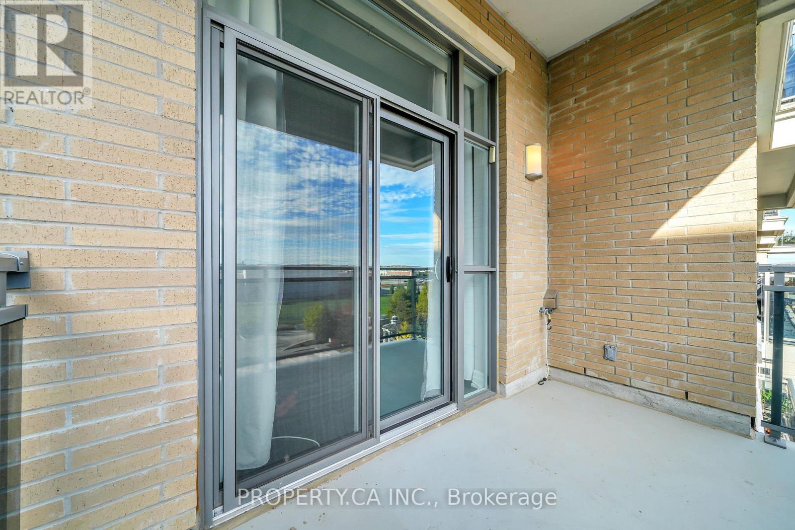 518 - 111 Civic Square Gate, Aurora, Ontario  L4G 0S6 - Photo 25 - N12471331