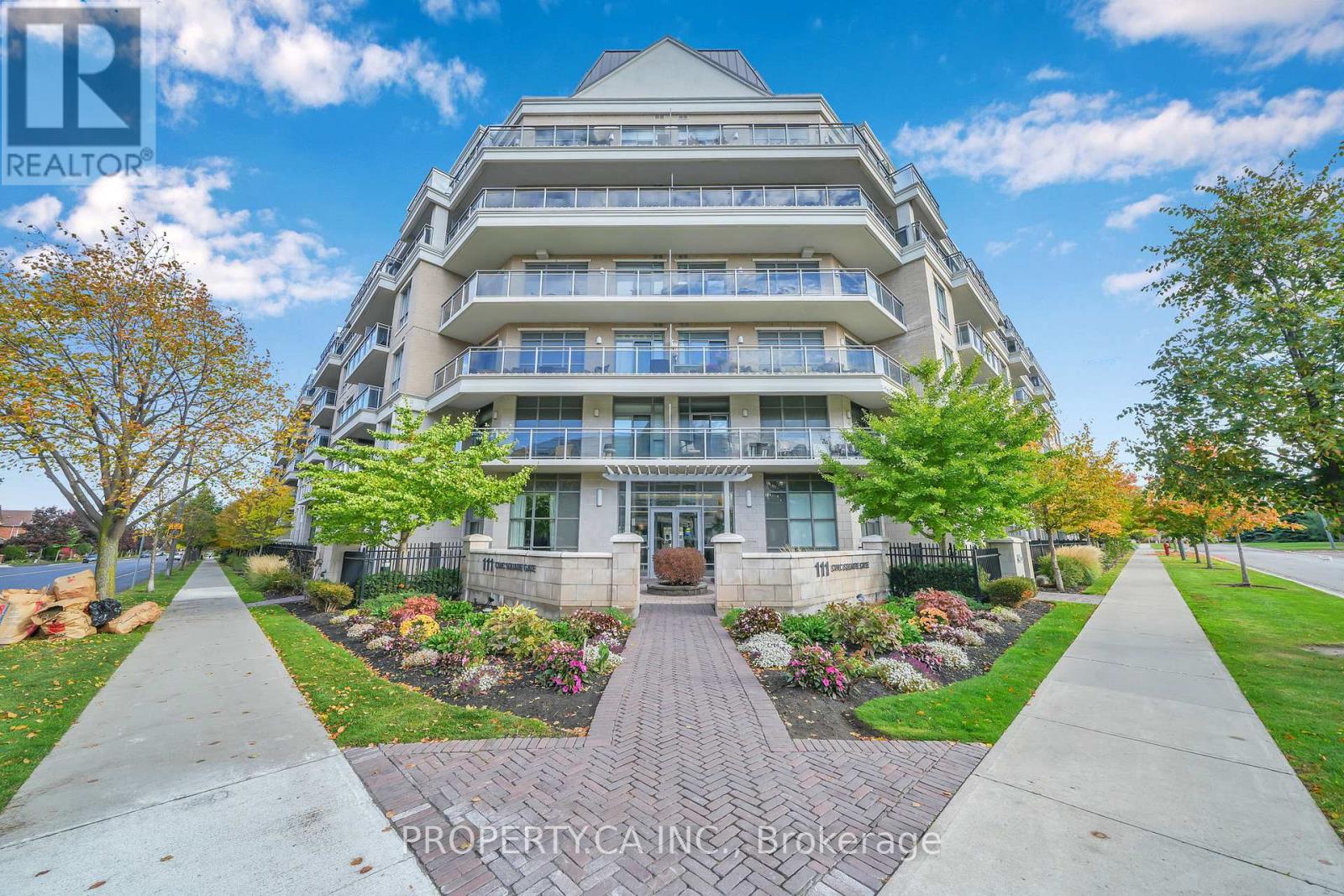 518 - 111 Civic Square Gate, Aurora, Ontario  L4G 0S6 - Photo 4 - N12471331