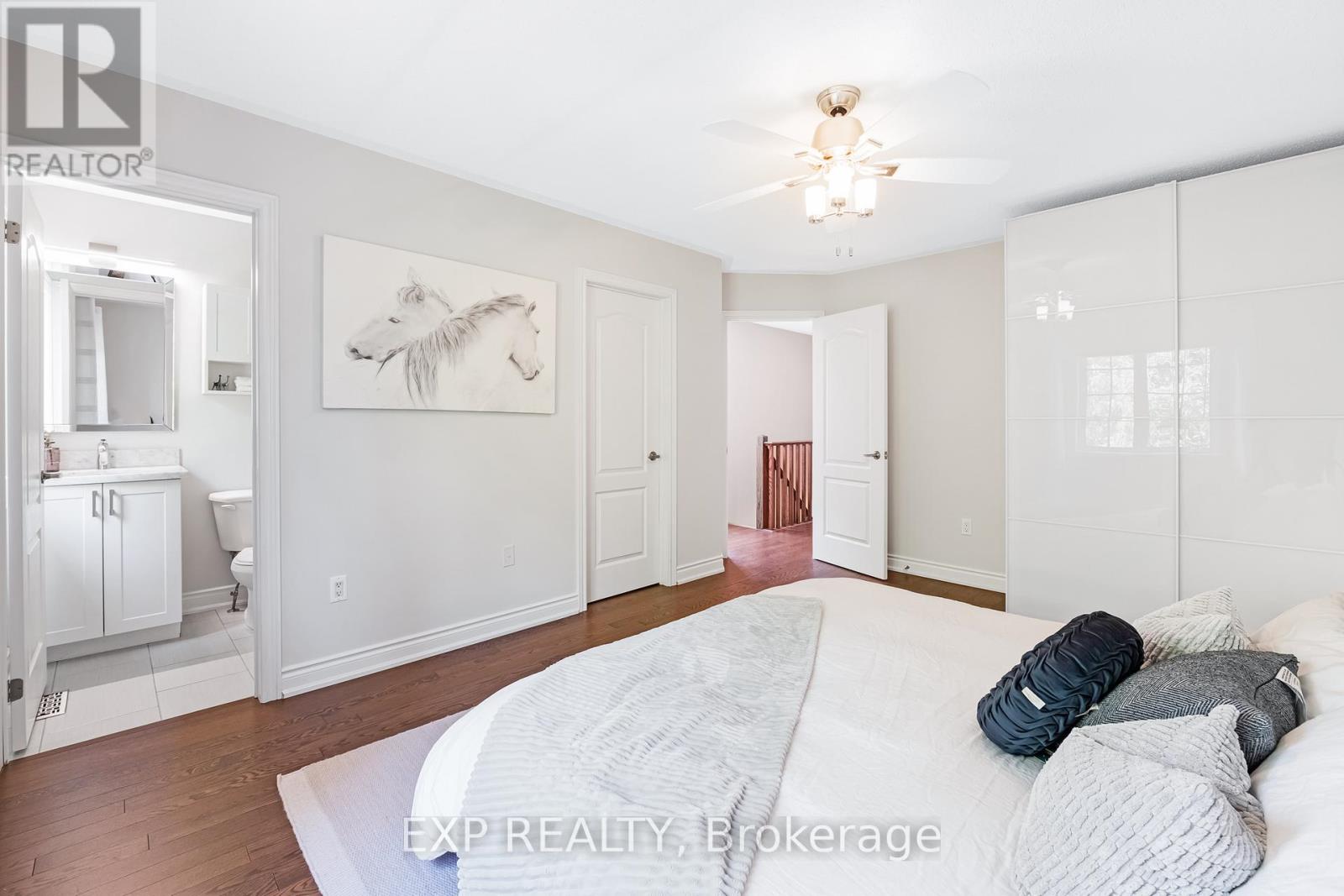 776 Harry Syratt Avenue, Newmarket, Ontario  L3X 0A3 - Photo 27 - N12471333