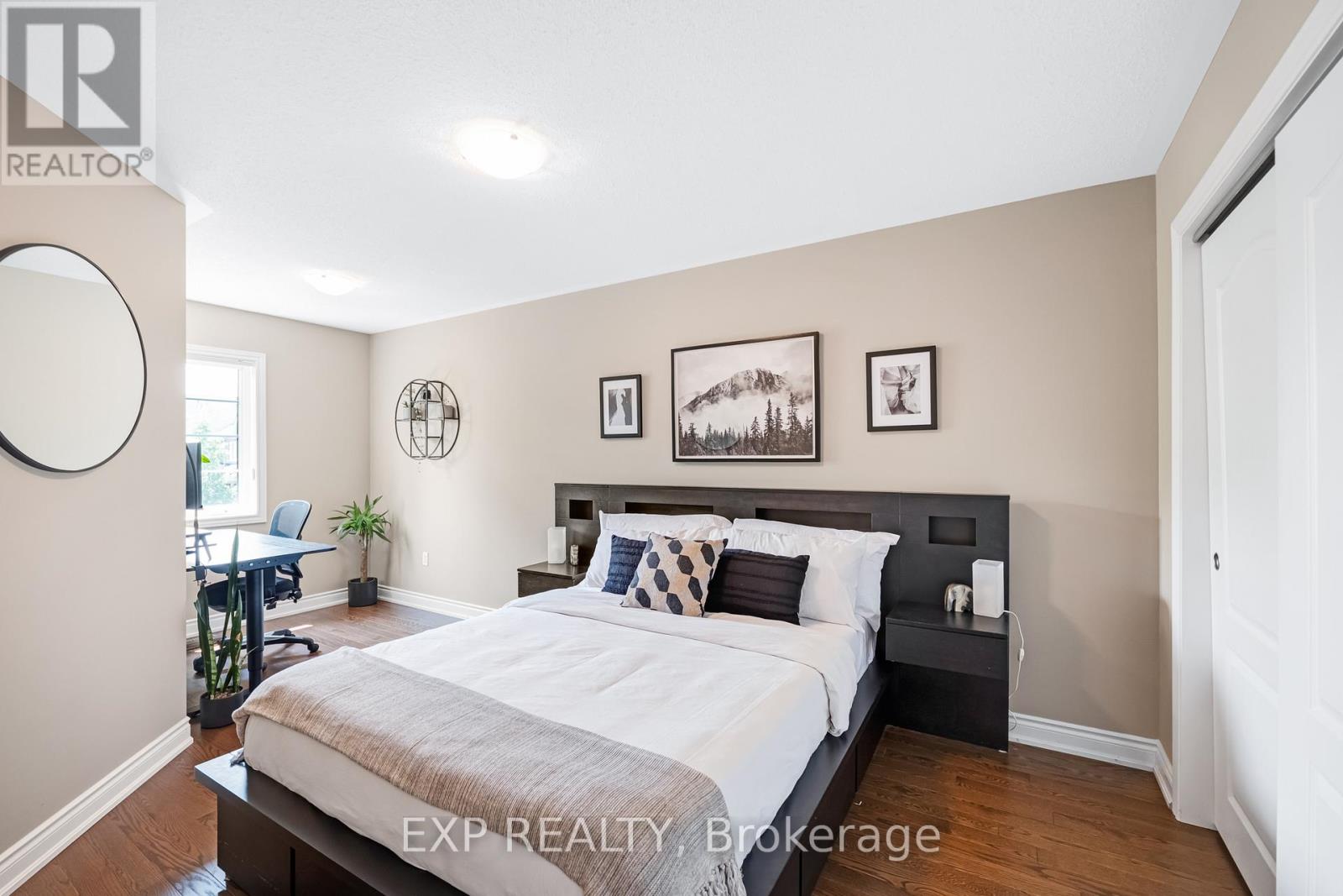 776 Harry Syratt Avenue, Newmarket, Ontario  L3X 0A3 - Photo 33 - N12471333