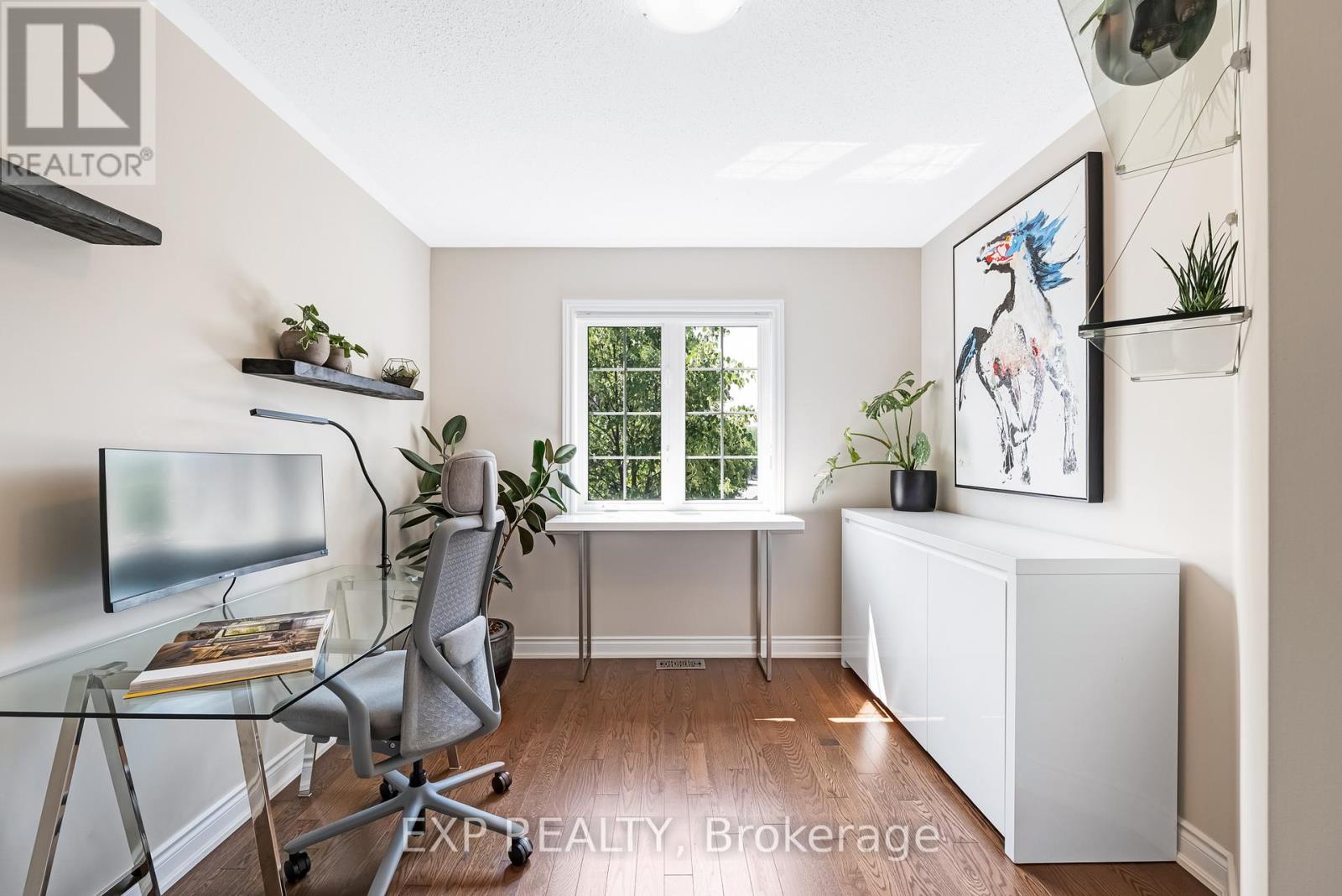 776 Harry Syratt Avenue, Newmarket, Ontario  L3X 0A3 - Photo 36 - N12471333