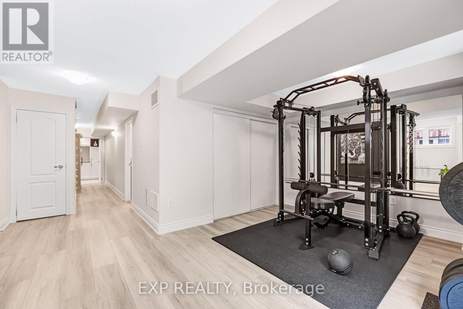 776 Harry Syratt Avenue, Newmarket, Ontario  L3X 0A3 - Photo 40 - N12471333