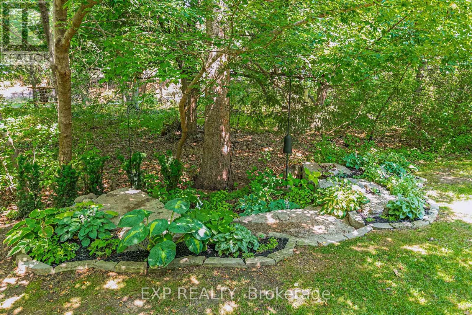776 Harry Syratt Avenue, Newmarket, Ontario  L3X 0A3 - Photo 47 - N12471333