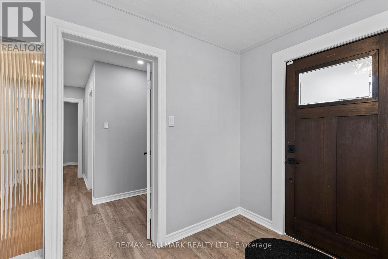 13 Pinetree Court, Ramara, Ontario  L0K 1B0 - Photo 5 - S12471194