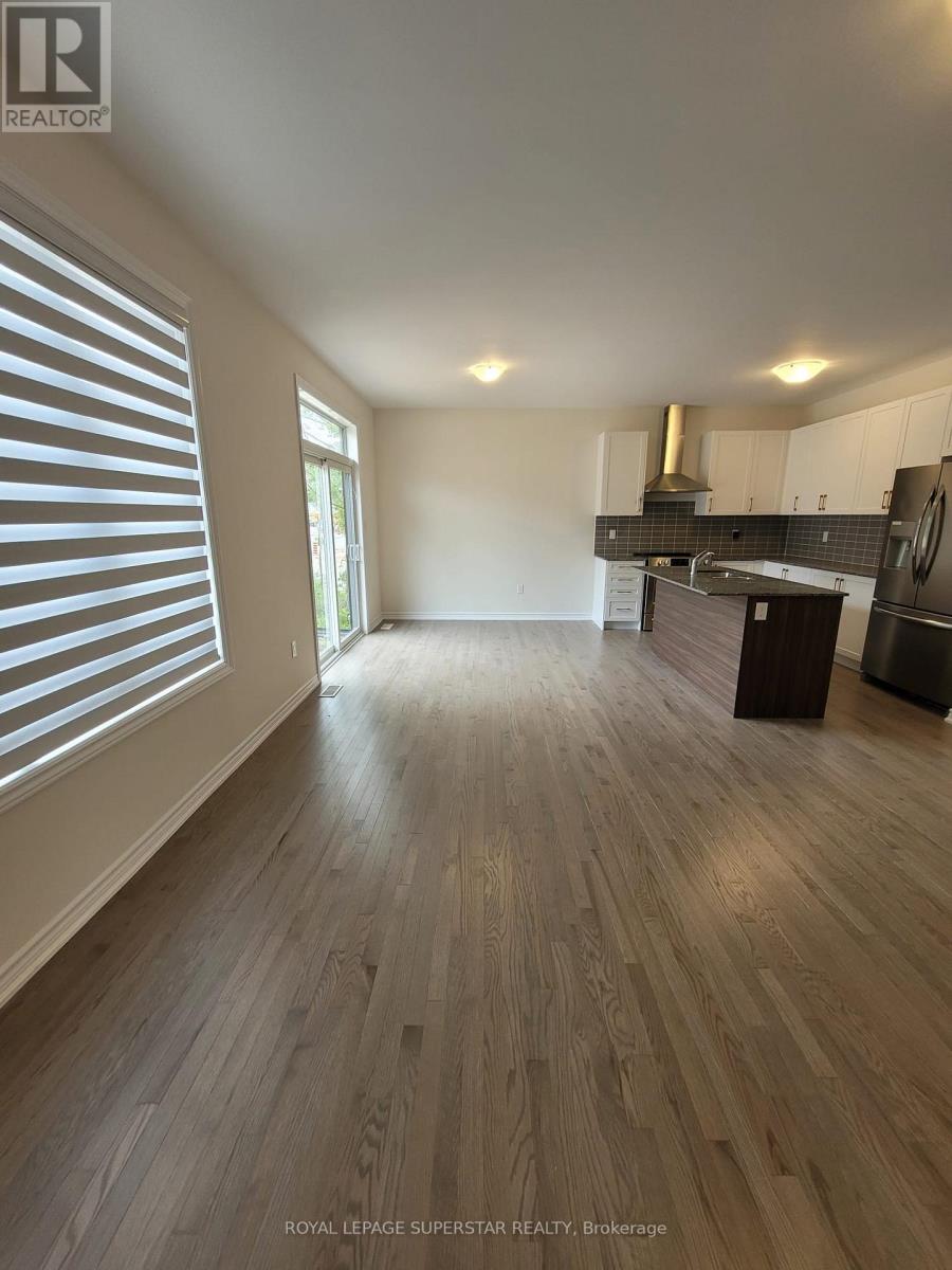 133 Berkely Street, Wasaga Beach, Ontario  L9Z 0K5 - Photo 12 - S12471201