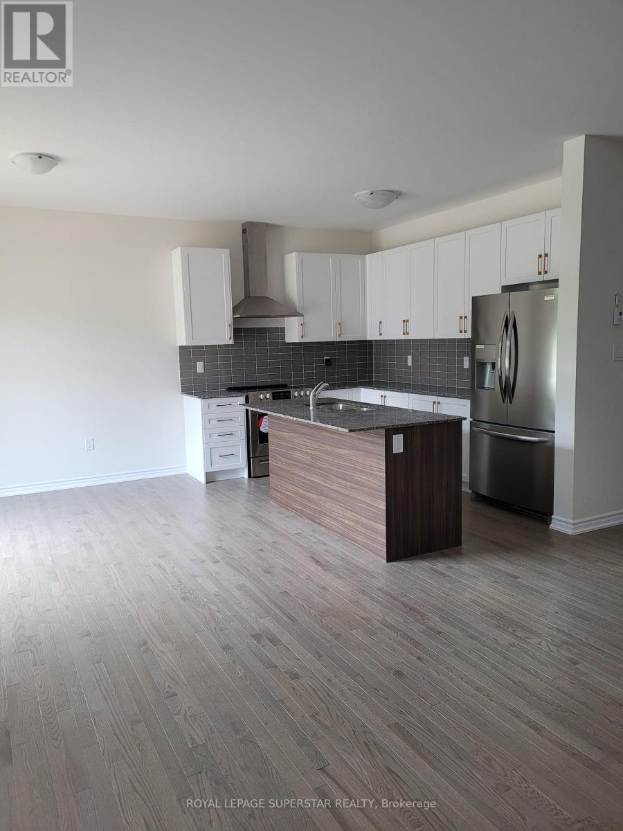 133 Berkely Street, Wasaga Beach, Ontario  L9Z 0K5 - Photo 15 - S12471201