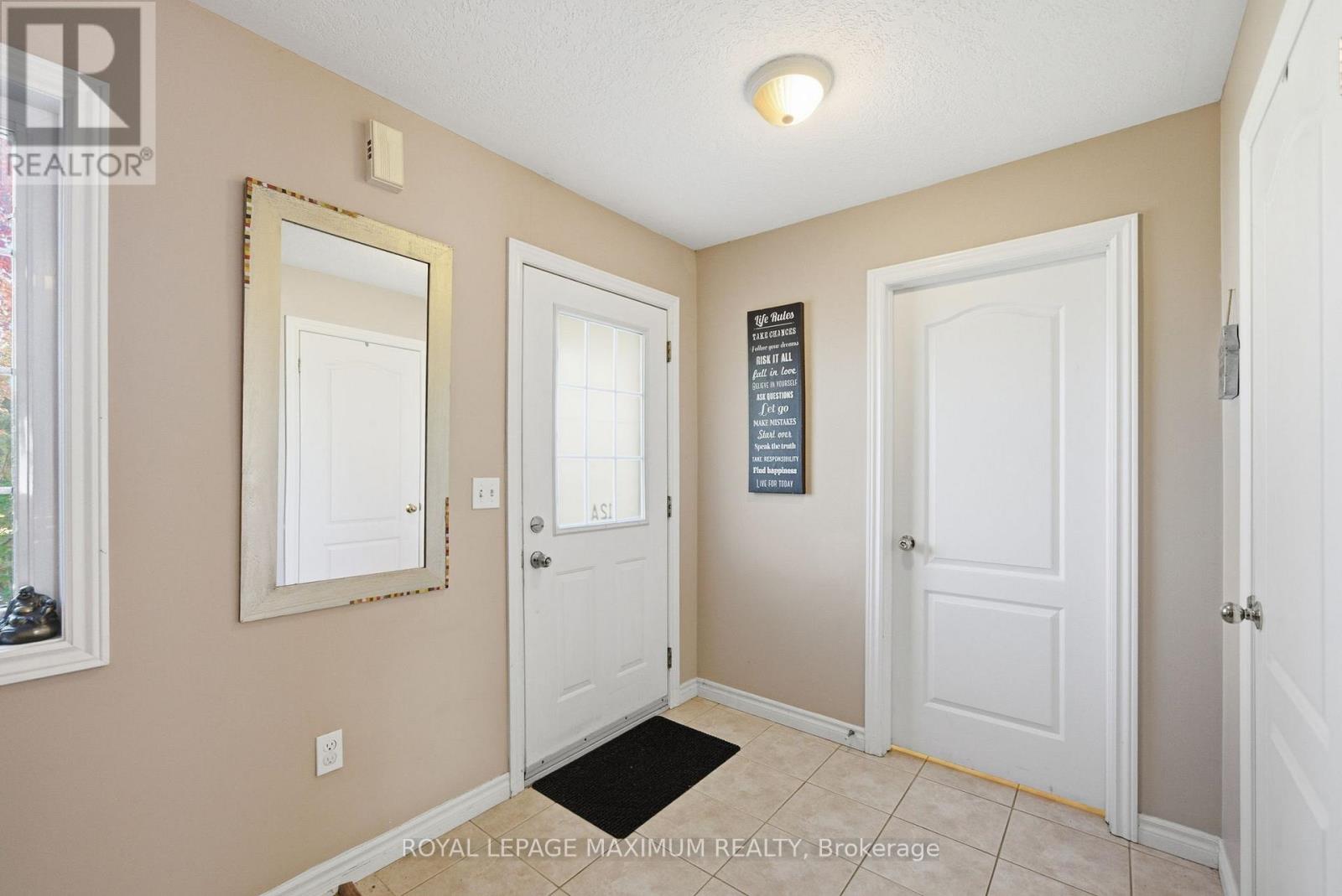 12a Marsellus Drive, Barrie, Ontario  L4N 0Y4 - Photo 31 - S12471235