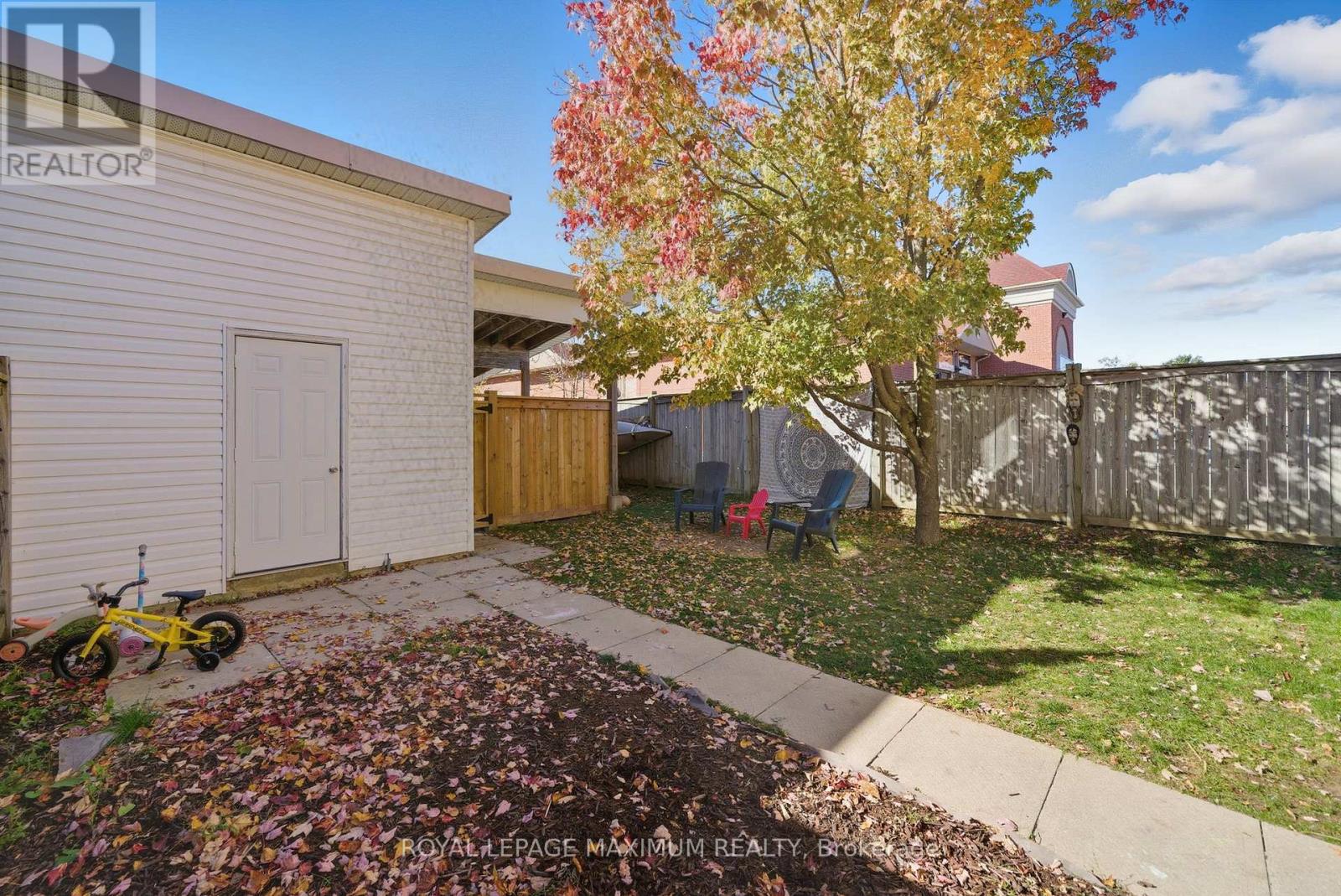 12a Marsellus Drive, Barrie, Ontario  L4N 0Y4 - Photo 37 - S12471235