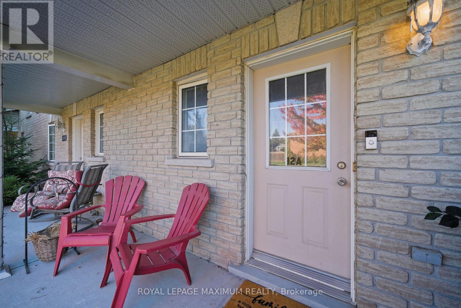 12a Marsellus Drive, Barrie, Ontario  L4N 0Y4 - Photo 5 - S12471235