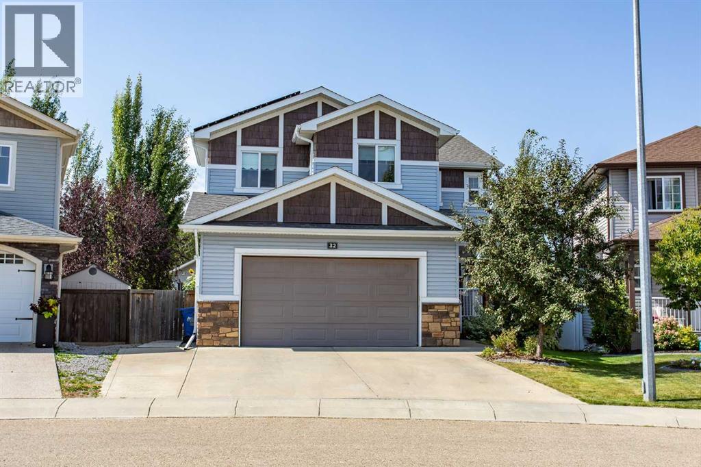32 Carter Close, Red Deer, Alberta  T4P 0G5 - Photo 1 - A2253653