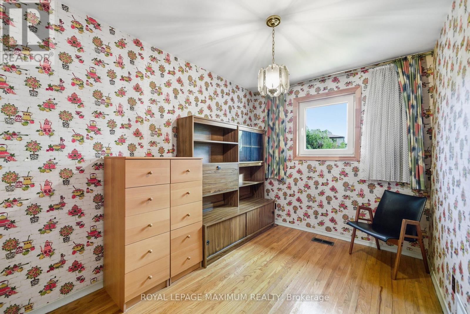 1 Riverton Drive, Toronto, Ontario  M9L 2N8 - Photo 21 - W12471189