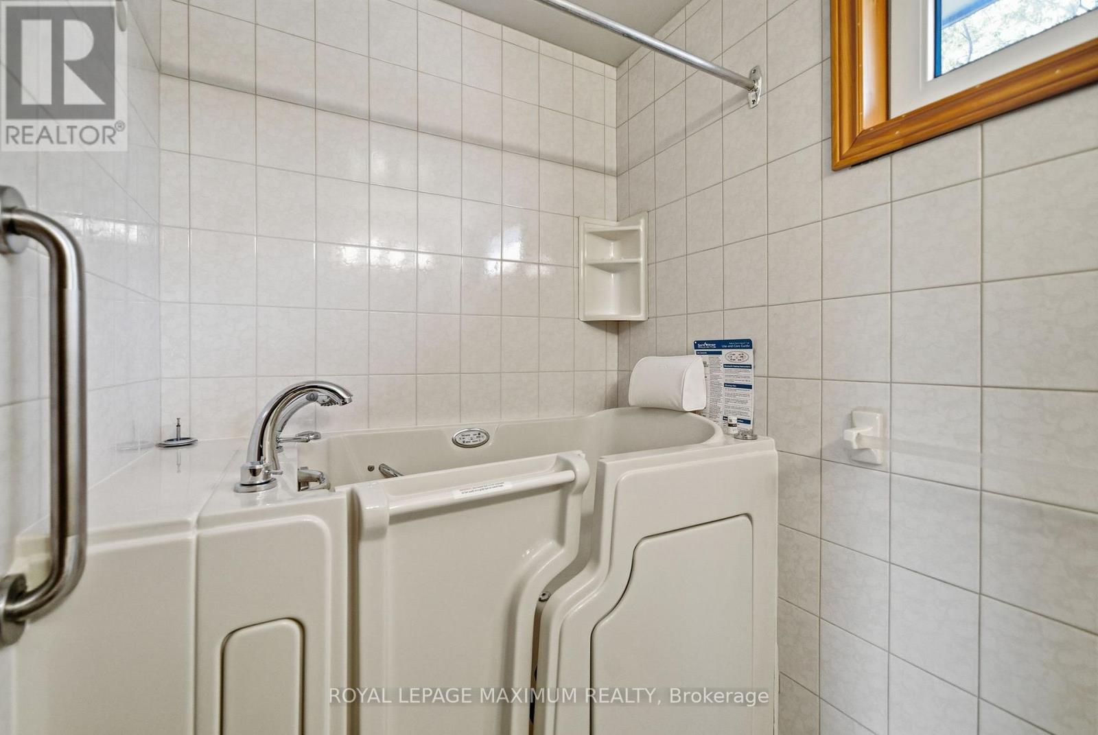 1 Riverton Drive, Toronto, Ontario  M9L 2N8 - Photo 28 - W12471189