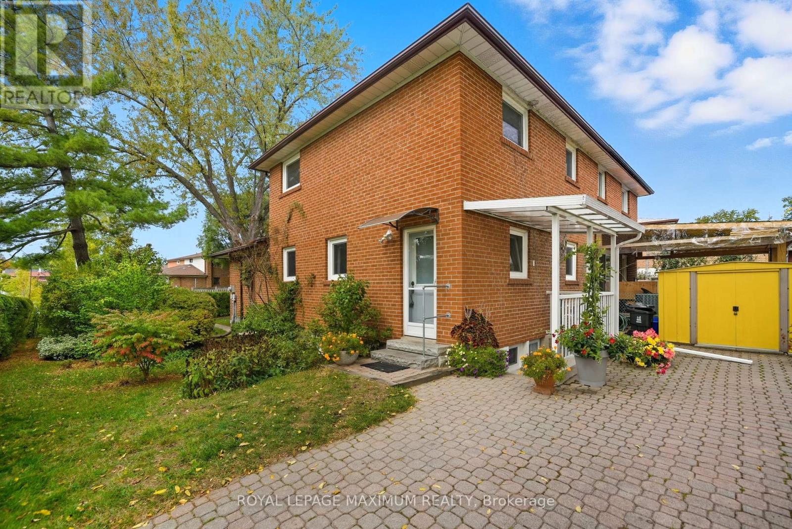 1 Riverton Drive, Toronto, Ontario  M9L 2N8 - Photo 43 - W12471189