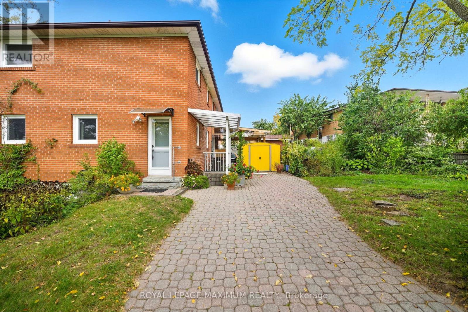 1 Riverton Drive, Toronto, Ontario  M9L 2N8 - Photo 44 - W12471189