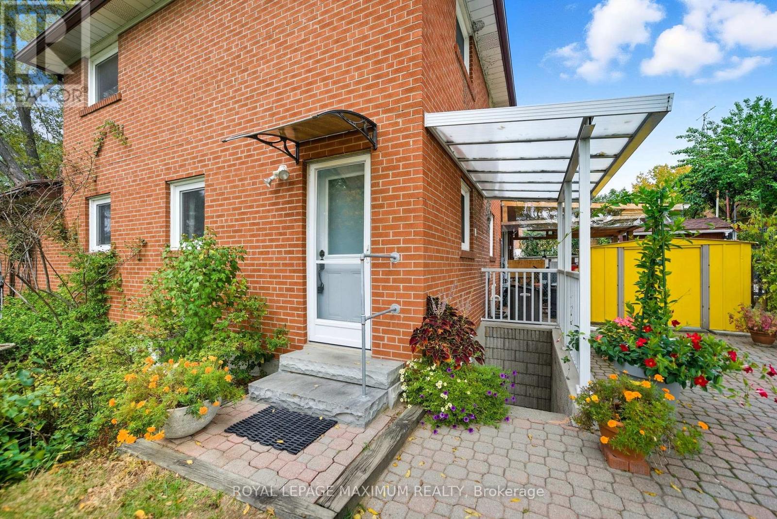 1 Riverton Drive, Toronto, Ontario  M9L 2N8 - Photo 45 - W12471189