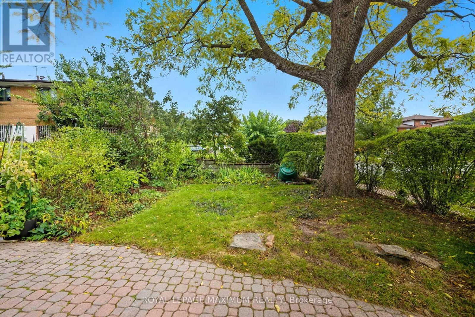 1 Riverton Drive, Toronto, Ontario  M9L 2N8 - Photo 47 - W12471189