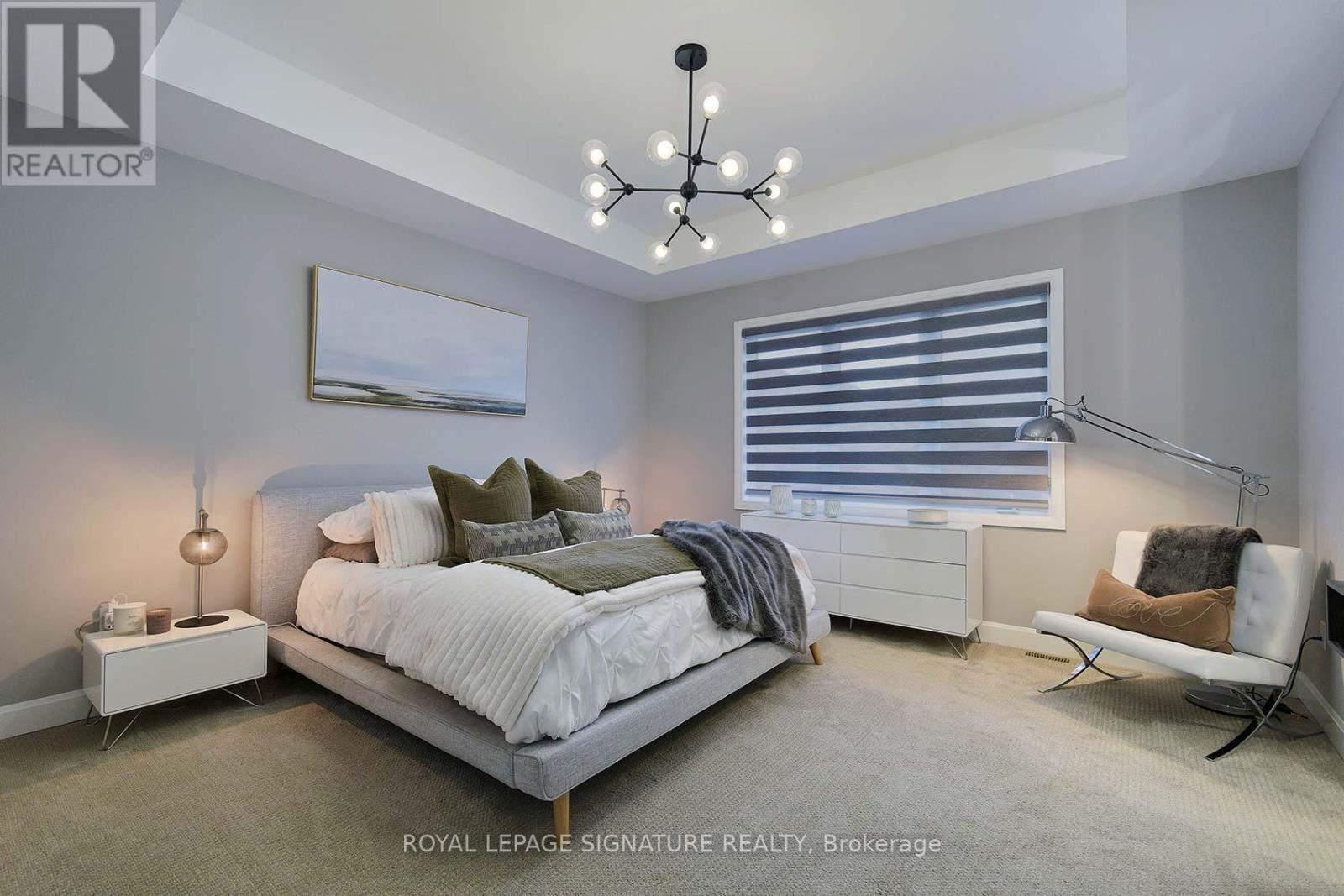 1467 Lakeport Crescent, Oakville, Ontario  L6H 3S1 - Photo 16 - W12471203