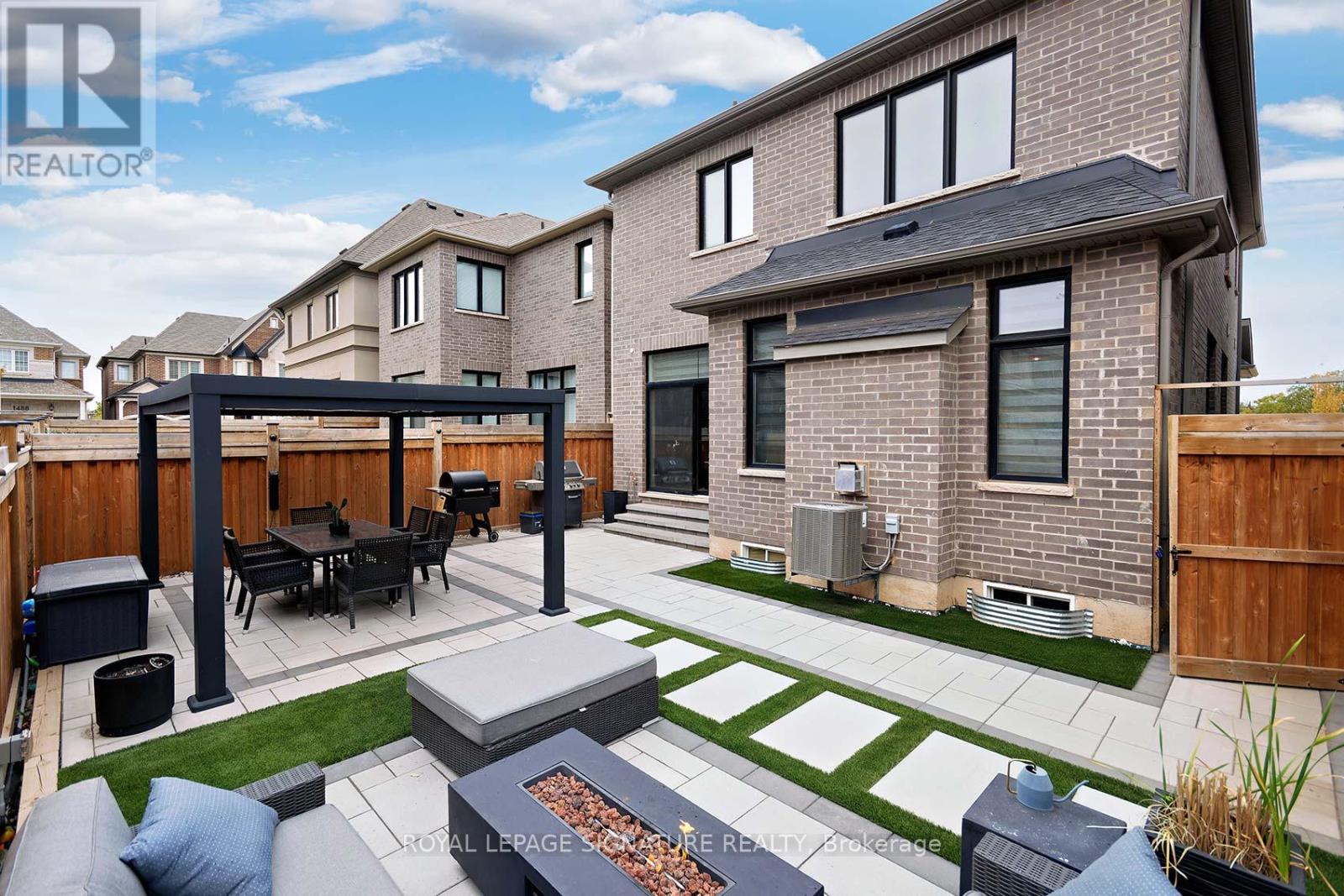 1467 Lakeport Crescent, Oakville, Ontario  L6H 3S1 - Photo 24 - W12471203