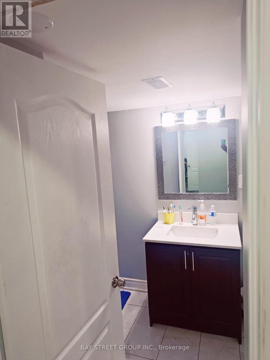 45 Whitewash Way, Brampton, Ontario  L6X 4T3 - Photo 3 - W12471207