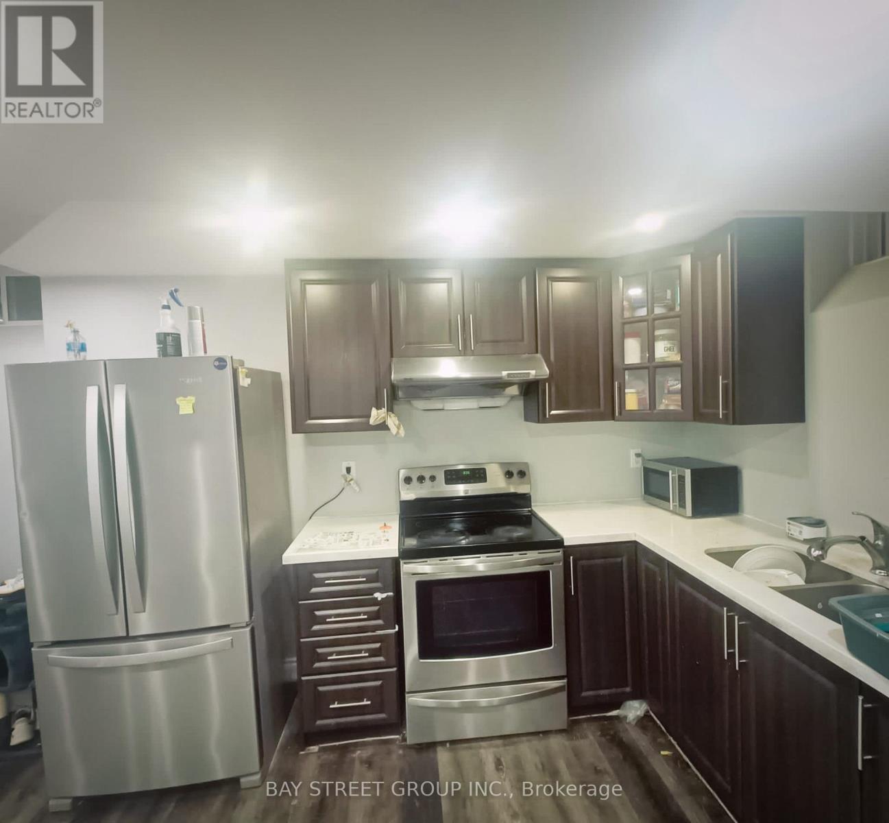 45 Whitewash Way, Brampton, Ontario  L6X 4T3 - Photo 4 - W12471207