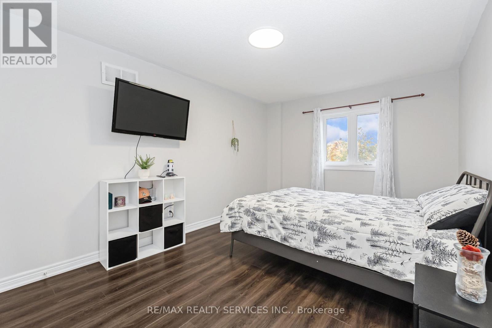 8 Ridgemore Crescent, Brampton, Ontario  L7A 2L6 - Photo 24 - W12471210