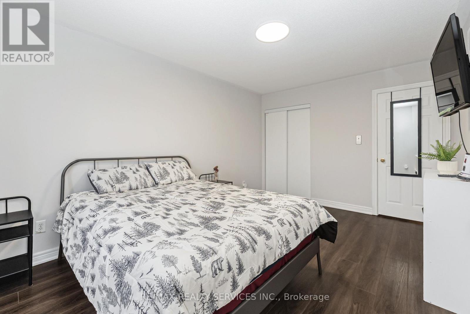 8 Ridgemore Crescent, Brampton, Ontario  L7A 2L6 - Photo 25 - W12471210