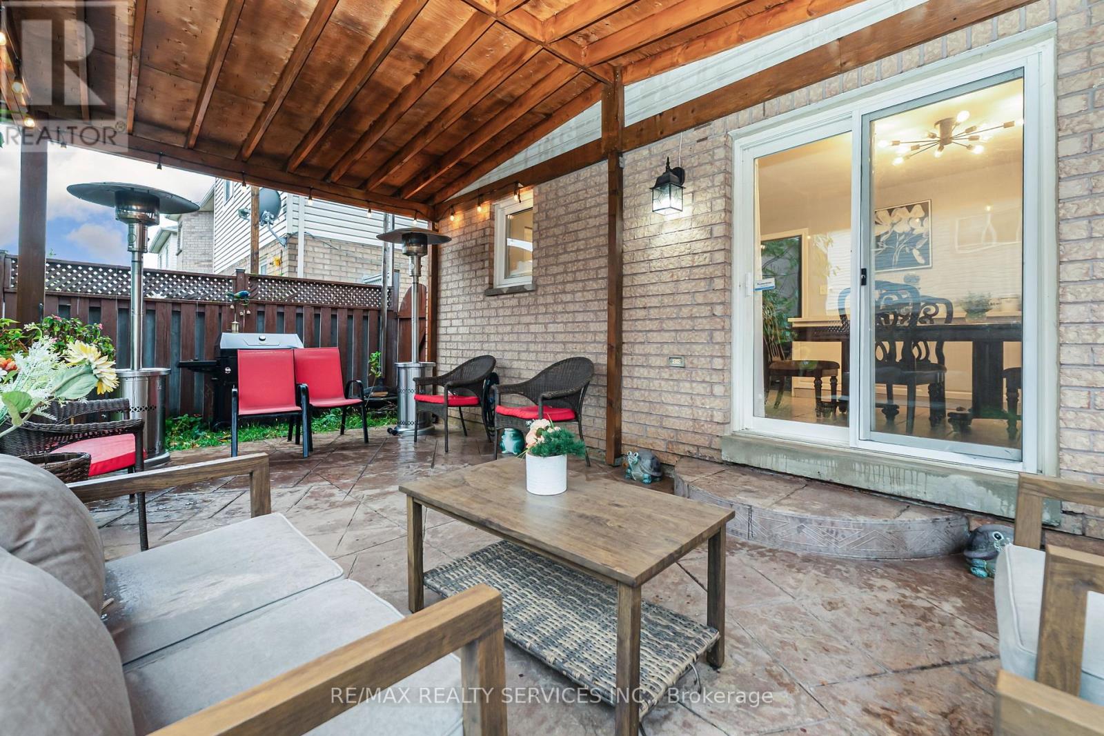 8 Ridgemore Crescent, Brampton, Ontario  L7A 2L6 - Photo 40 - W12471210