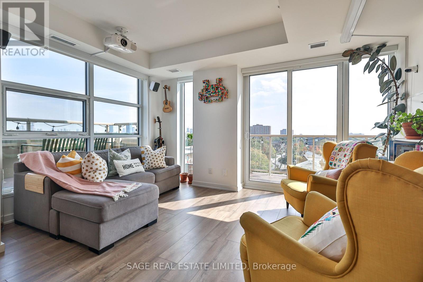 720 - 1787 St Clair Avenue, Toronto, Ontario  M6N 0B7 - Photo 13 - W12471221