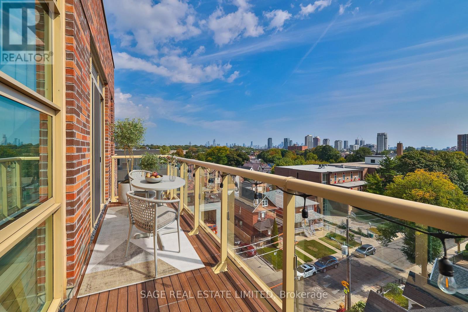 720 - 1787 St Clair Avenue, Toronto, Ontario  M6N 0B7 - Photo 26 - W12471221
