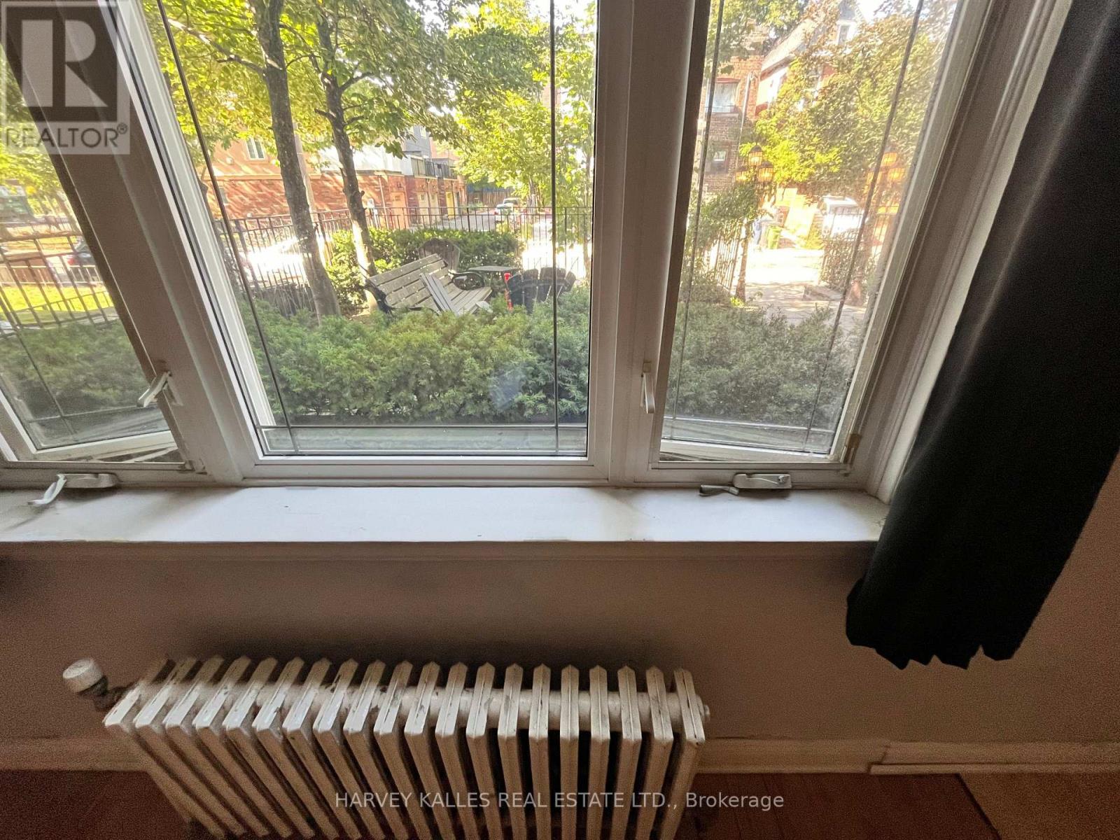26 - 3 Elm Grove Avenue, Toronto, Ontario  M6K 2H9 - Photo 2 - W12471238