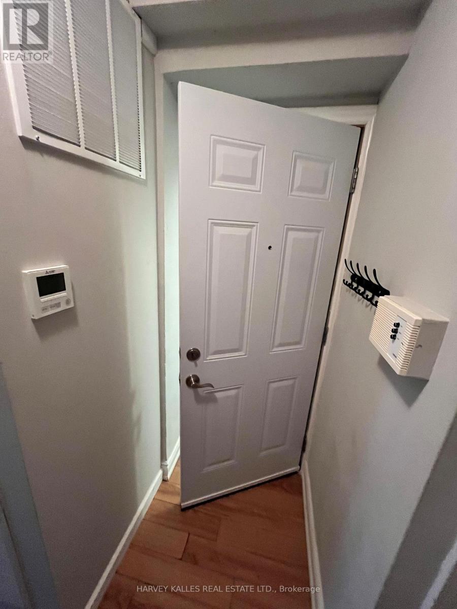 26 - 3 Elm Grove Avenue, Toronto, Ontario  M6K 2H9 - Photo 8 - W12471238