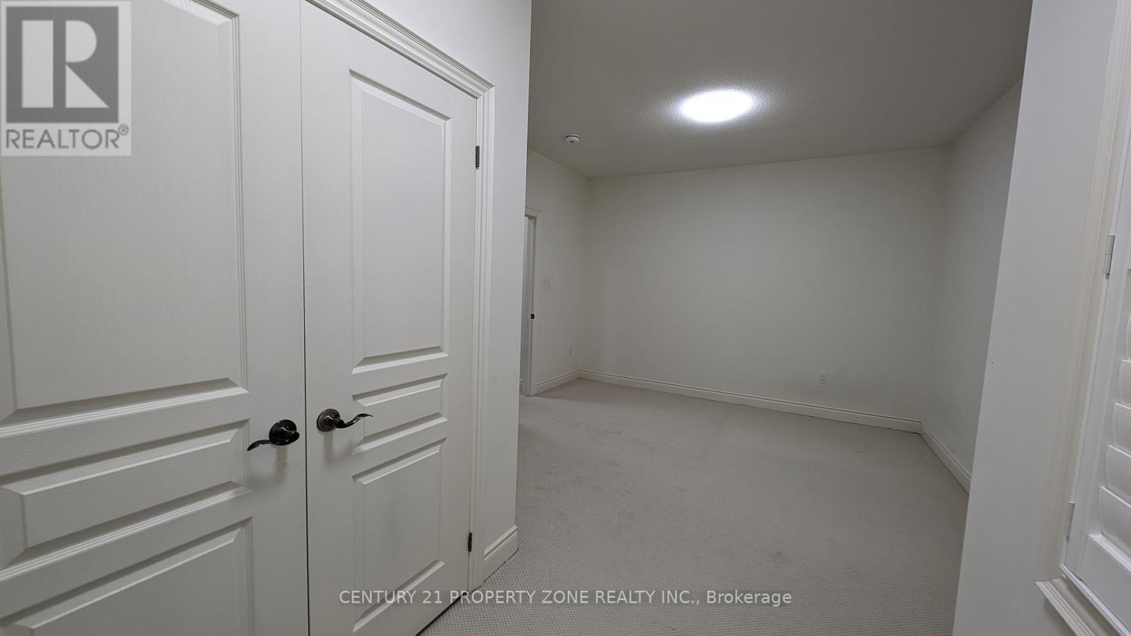 Upper - 10 Goderich Drive, Brampton, Ontario  L7A 5A7 - Photo 22 - W12471256