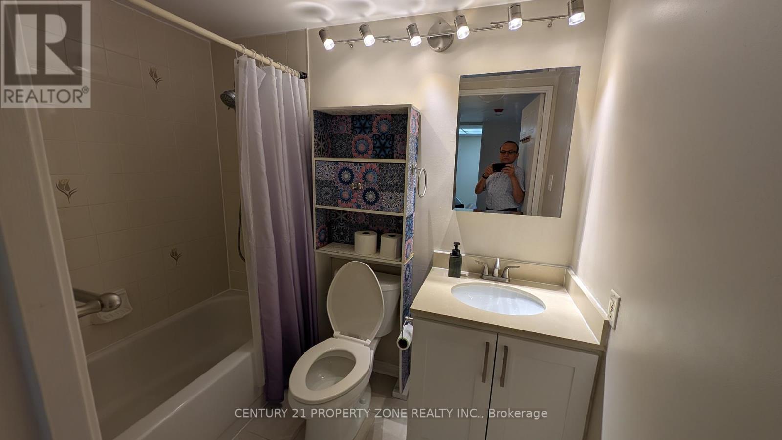 403 - 8351 Mclaughlin Road S, Brampton, Ontario  L6Y 4H8 - Photo 12 - W12471263