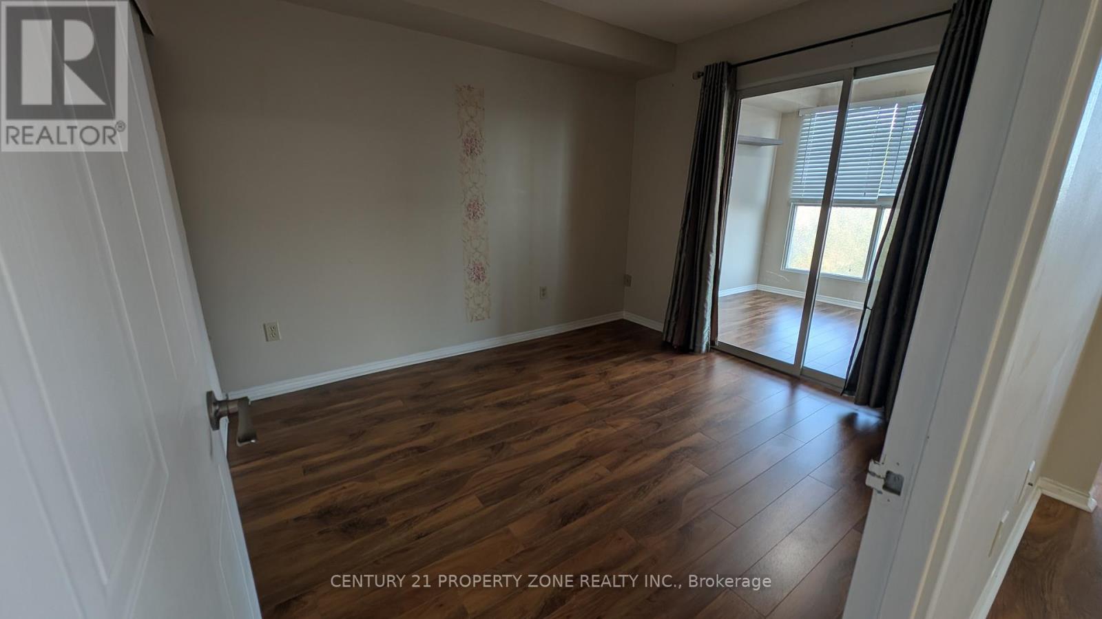 403 - 8351 Mclaughlin Road S, Brampton, Ontario  L6Y 4H8 - Photo 5 - W12471263