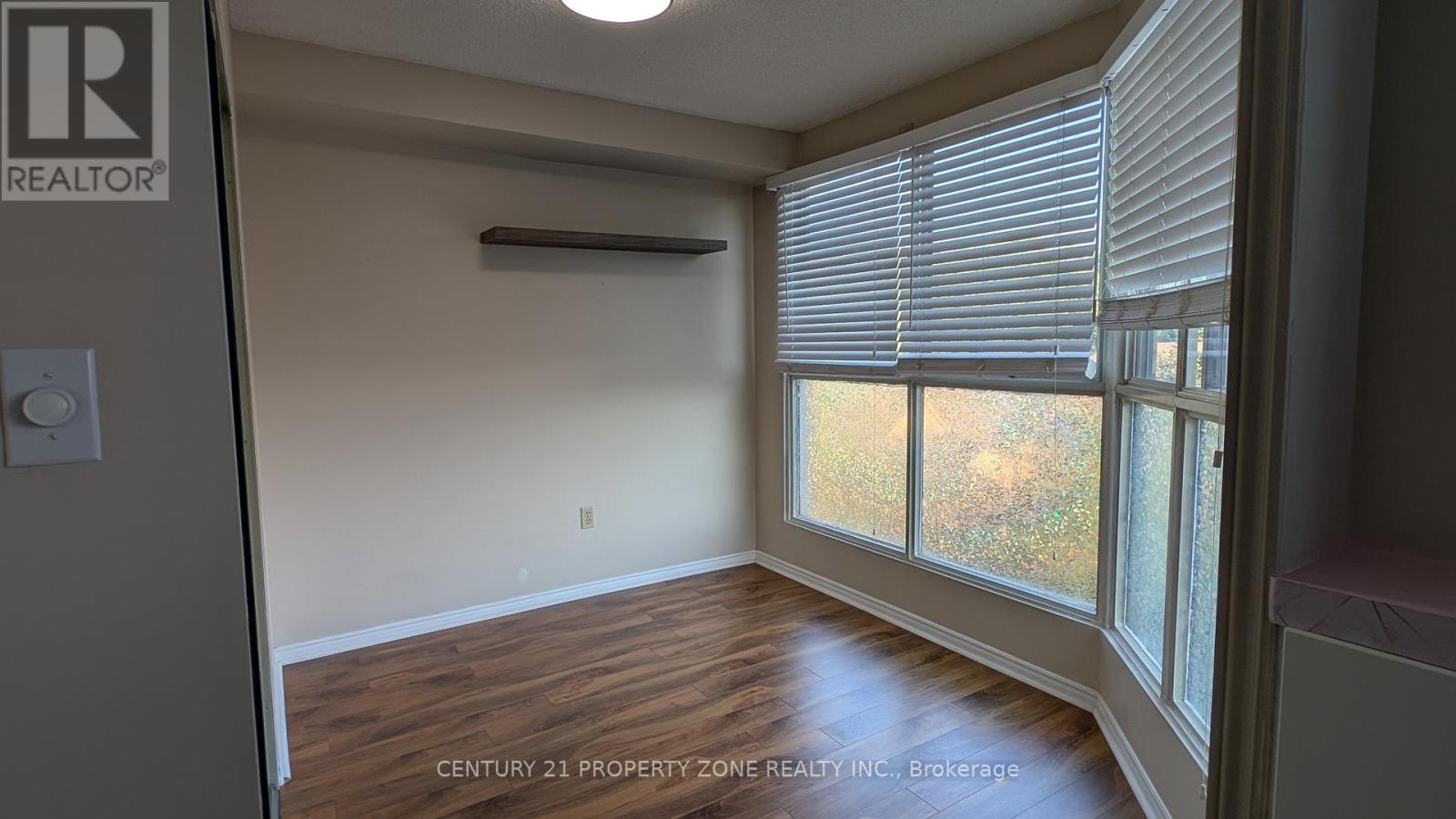 403 - 8351 Mclaughlin Road S, Brampton, Ontario  L6Y 4H8 - Photo 7 - W12471263