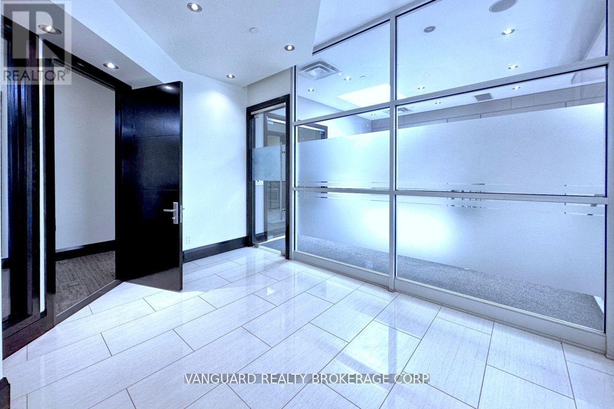 1c - 8 Cadetta Road, Brampton, Ontario  L6P 0X4 - Photo 31 - W12471285