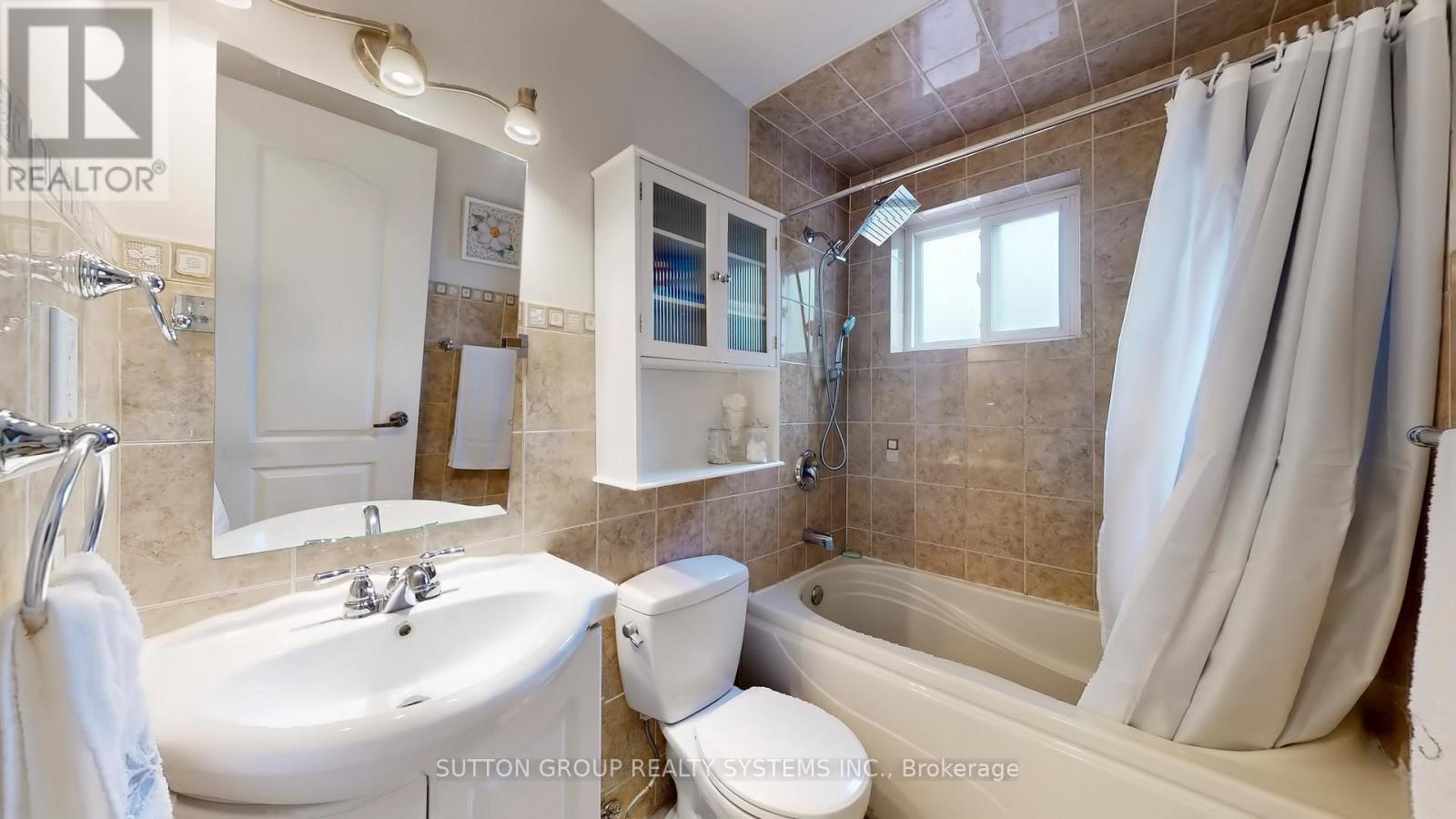 24 Chambers Avenue, Toronto, Ontario  M6N 3L9 - Photo 14 - W12471286