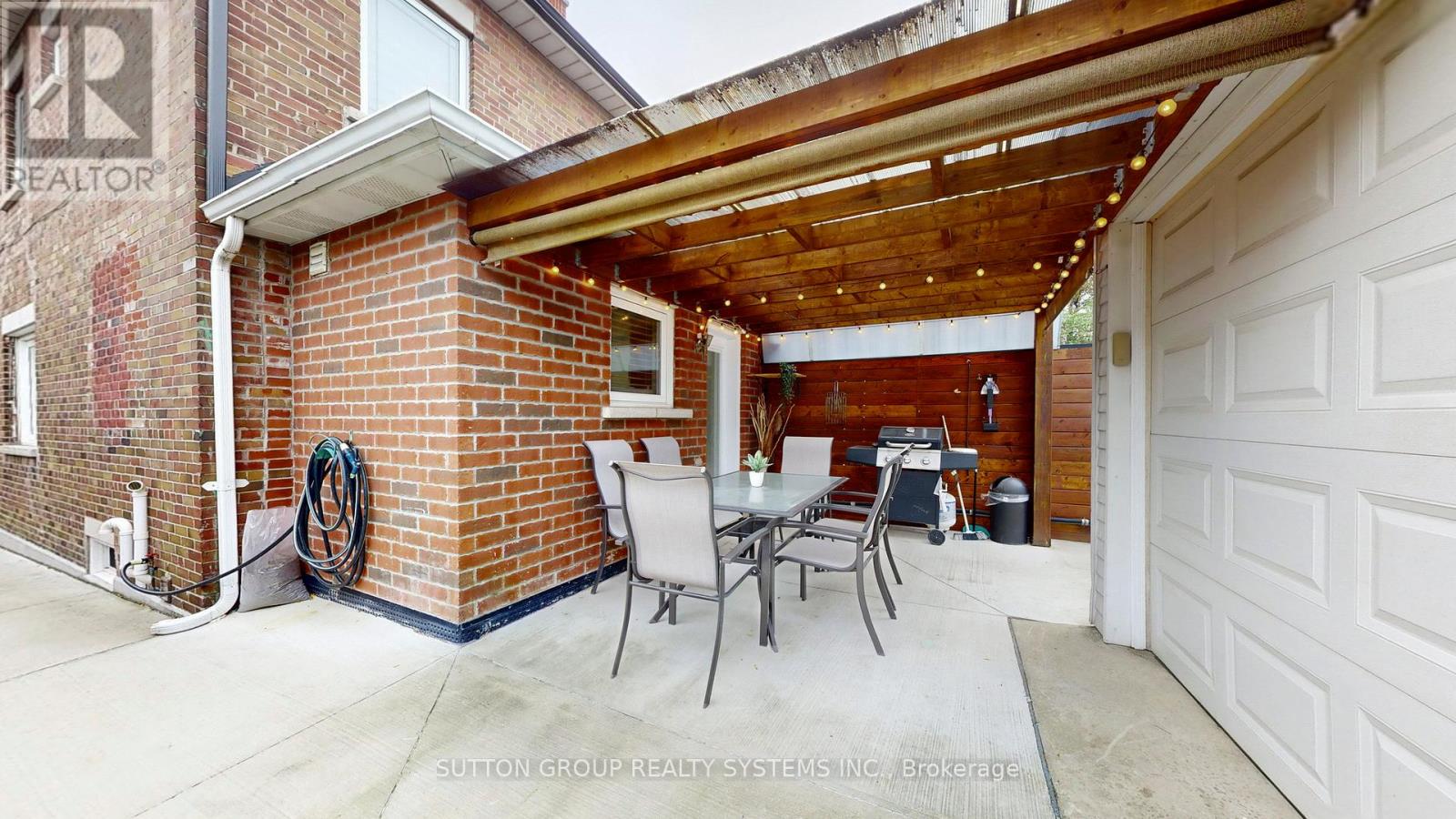 24 Chambers Avenue, Toronto, Ontario  M6N 3L9 - Photo 24 - W12471286