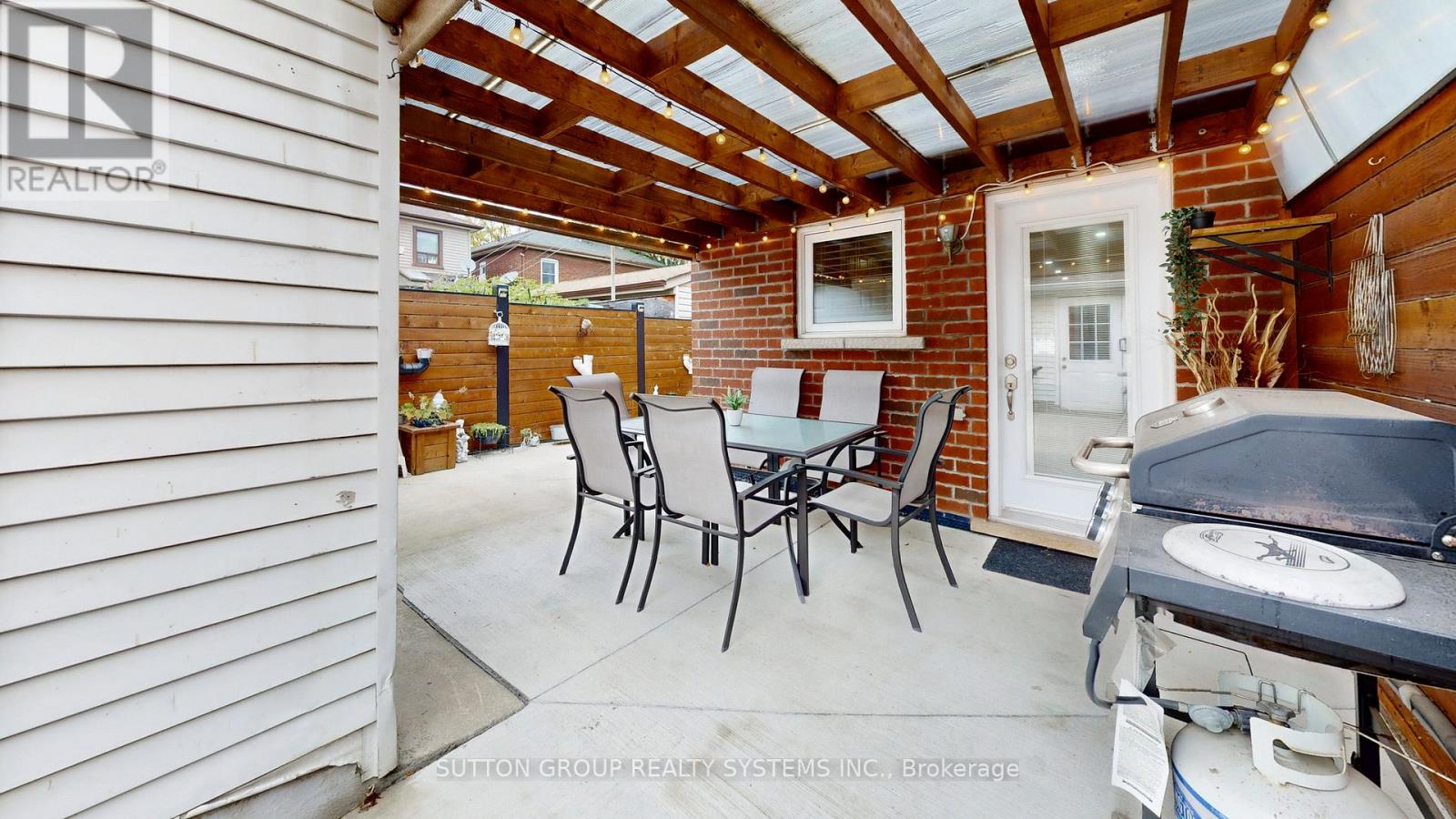 24 Chambers Avenue, Toronto, Ontario  M6N 3L9 - Photo 27 - W12471286