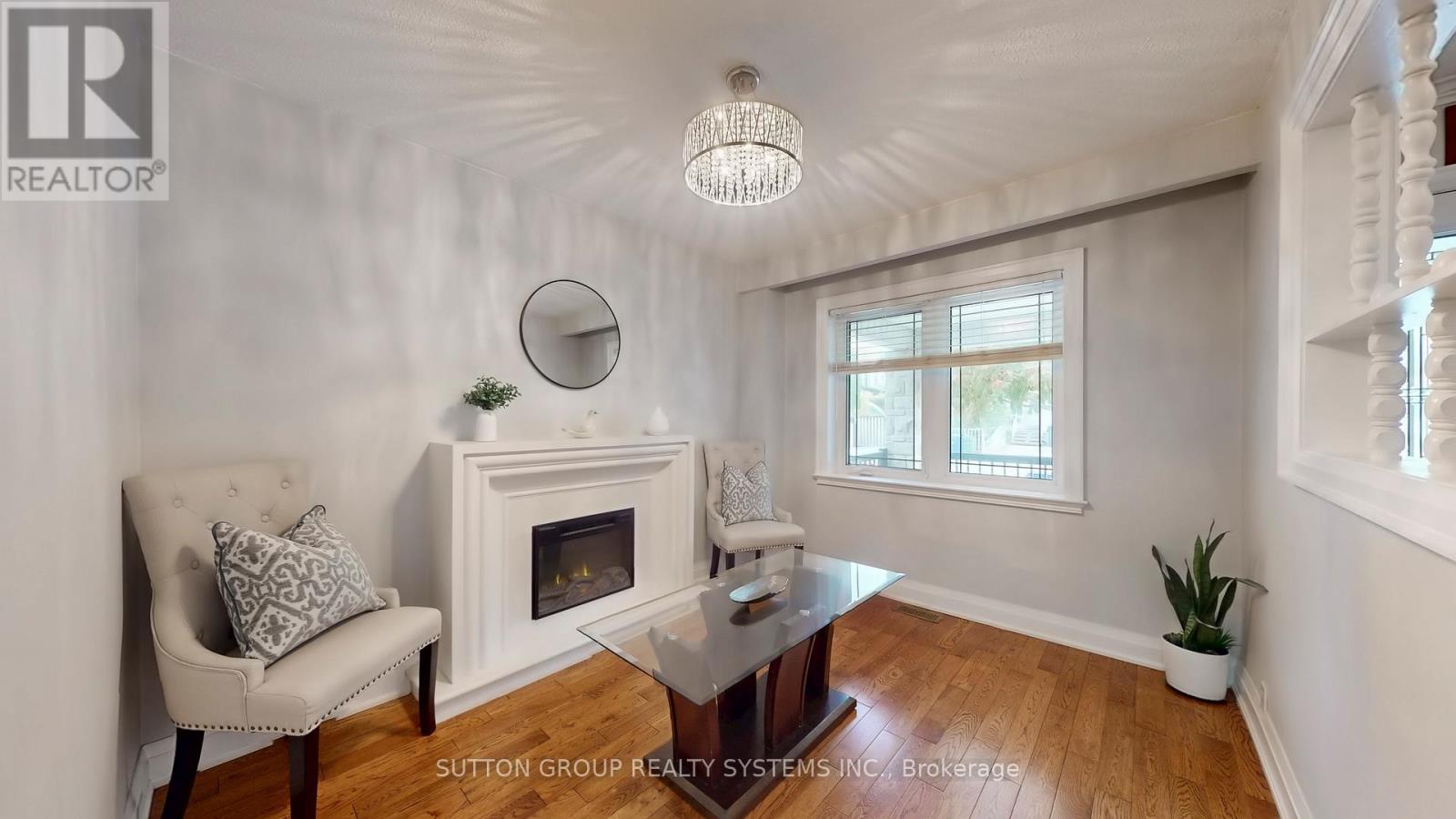 24 Chambers Avenue, Toronto, Ontario  M6N 3L9 - Photo 8 - W12471286