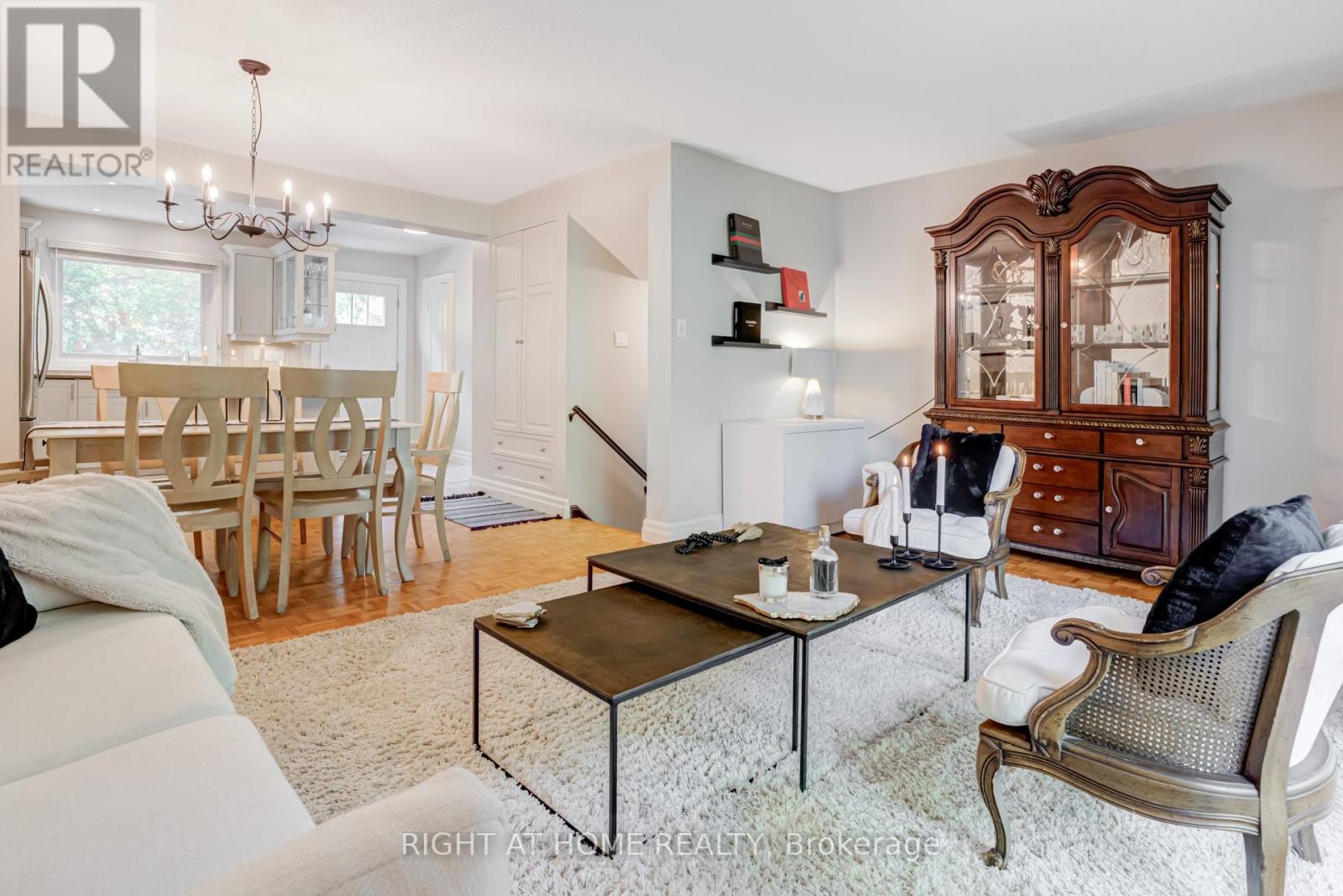 9 - 2067 MARINE DRIVE, Oakville, Ontario