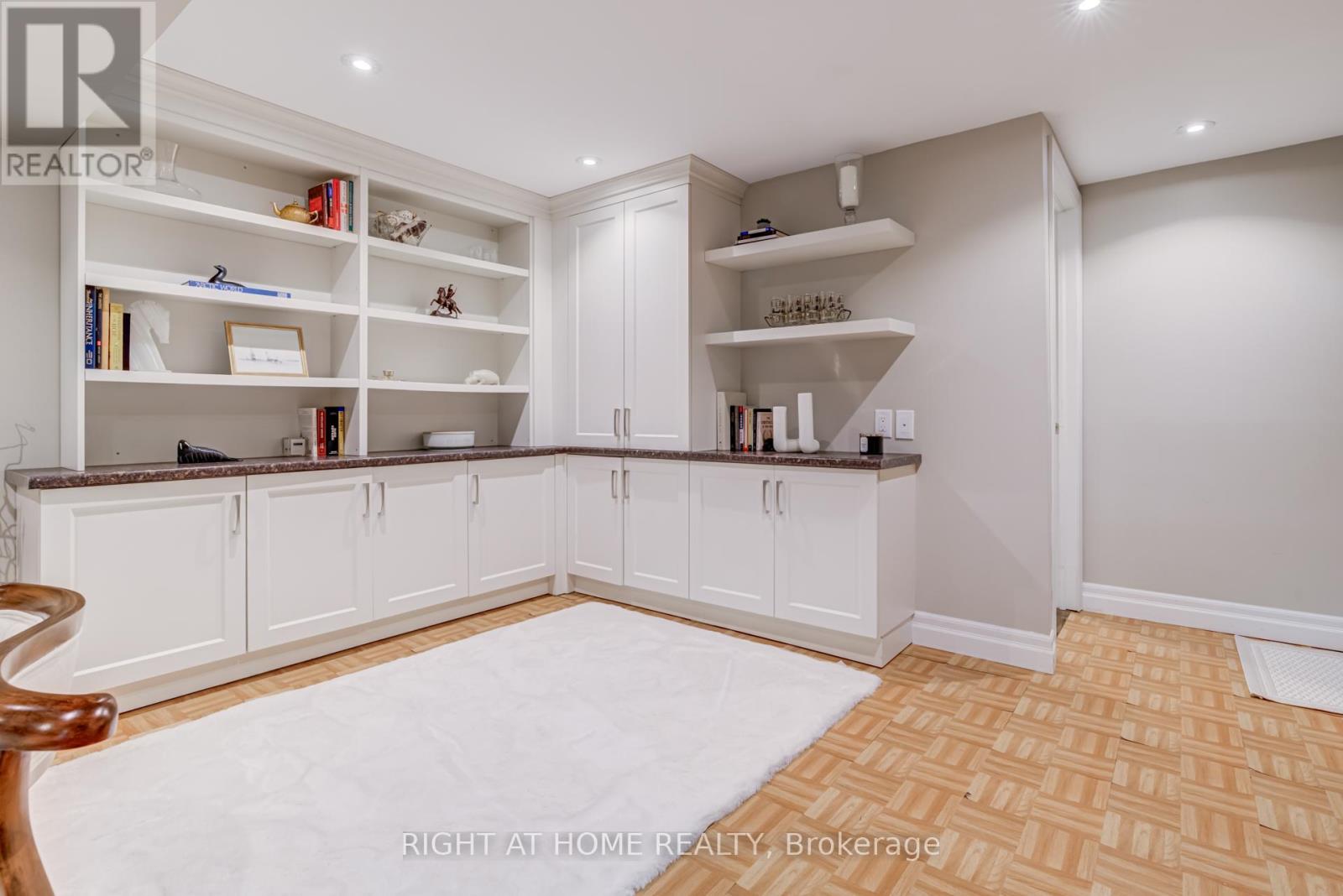 9 - 2067 Marine Drive, Oakville, Ontario  L6L 1B8 - Photo 17 - W12471297